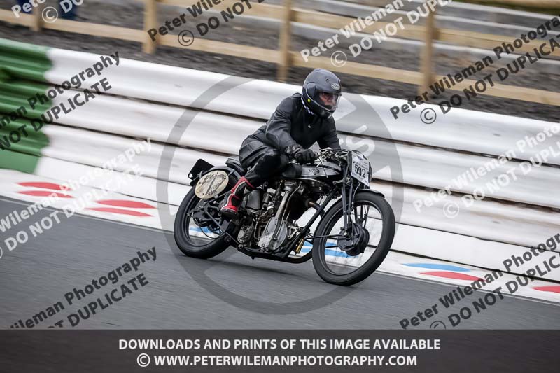 Vintage motorcycle club;eventdigitalimages;mallory park;mallory park trackday photographs;no limits trackdays;peter wileman photography;trackday digital images;trackday photos;vmcc festival 1000 bikes photographs